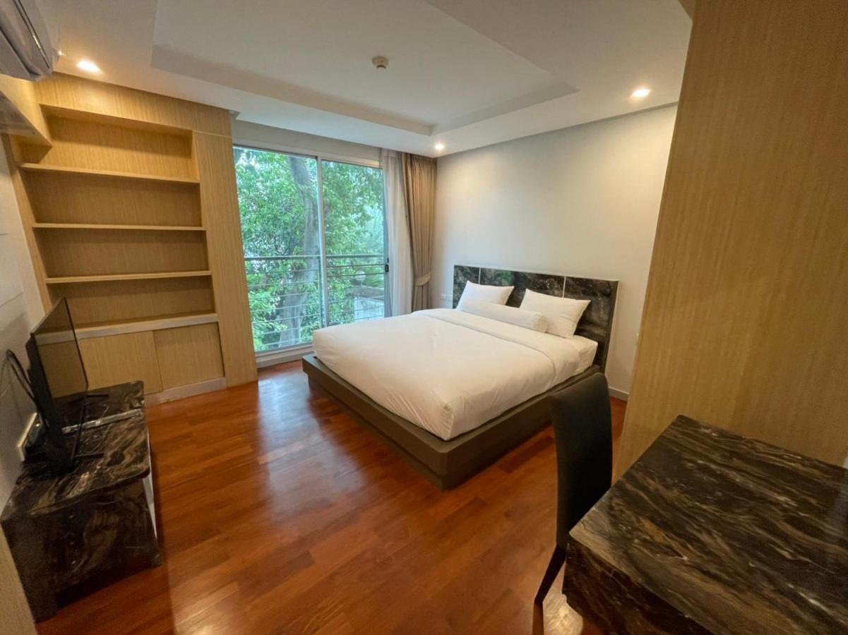 Vivi Avenue Thonglor Apartment Bangkok Exterior photo