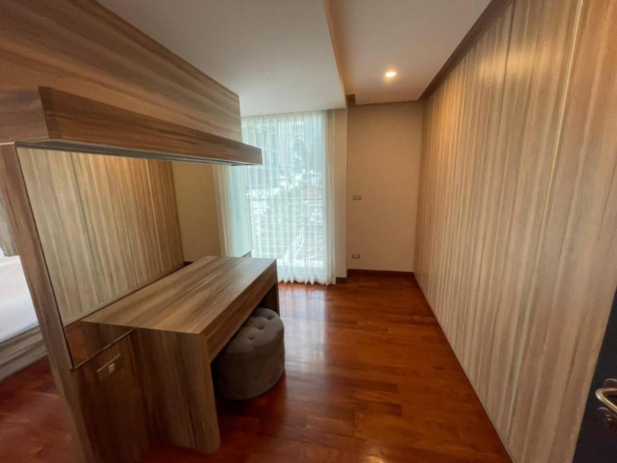 Vivi Avenue Thonglor Apartment Bangkok Exterior photo