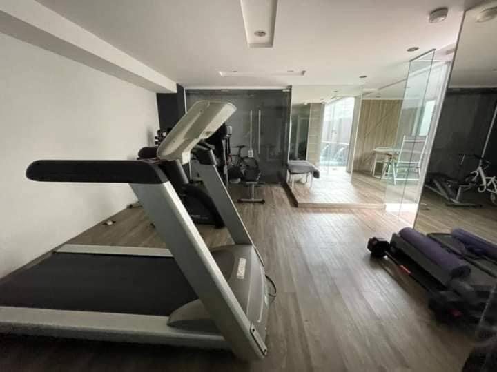 Vivi Avenue Thonglor Apartment Bangkok Exterior photo
